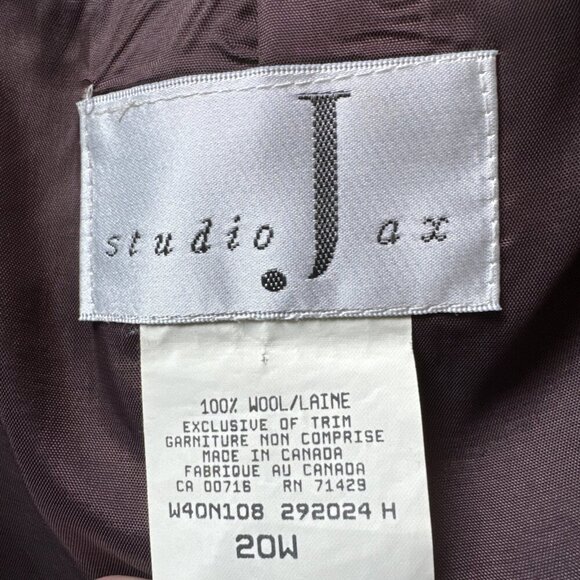 studio JAX double breasted 100 % wool jacket black, lined, size 20 W - Picture 12 of 13